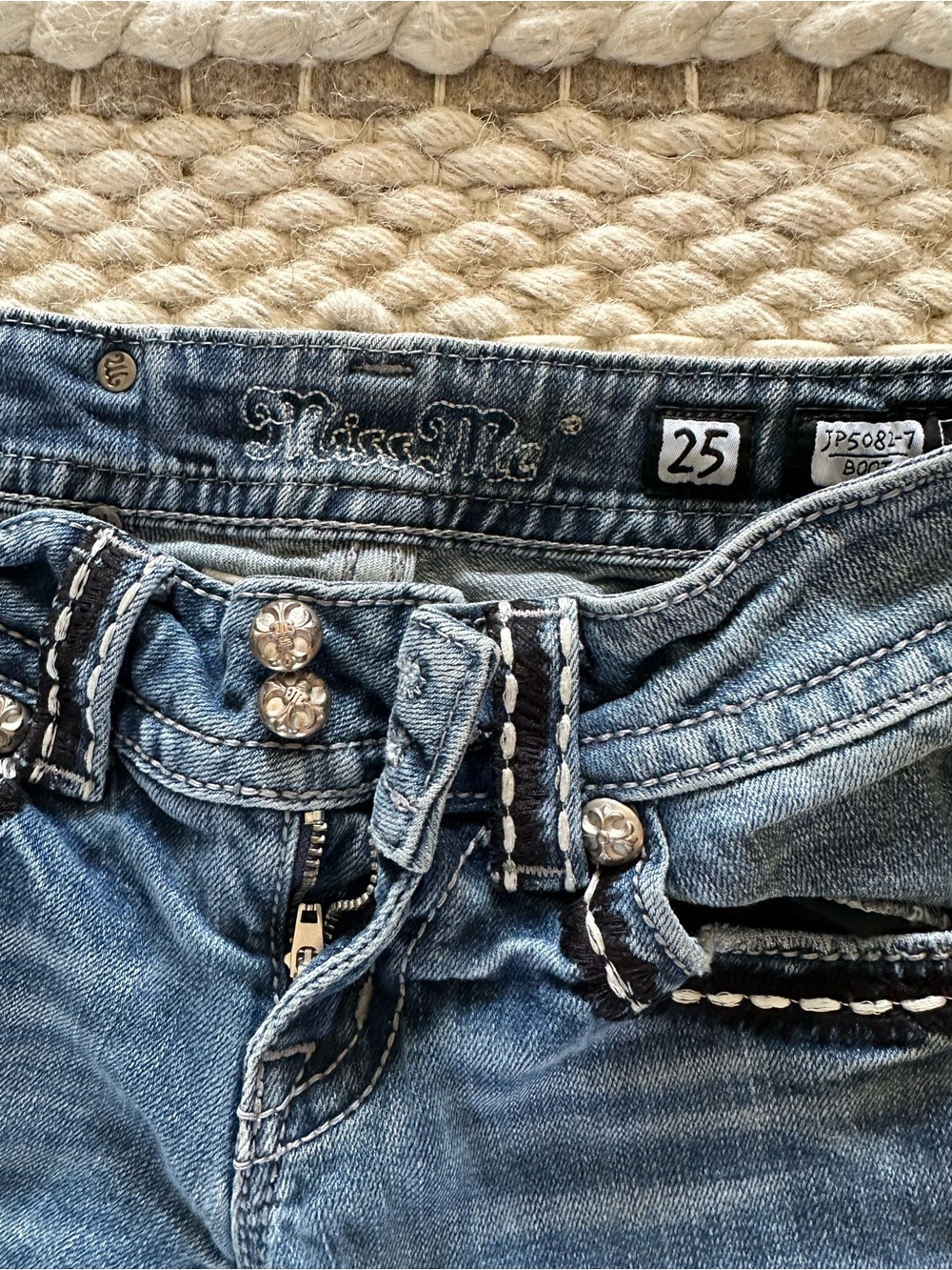 Y2K Miss Me Women's Dark Blue Bootcut Jeans size 25 - Picture 2 of 9